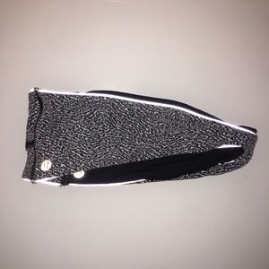 Lululemon Reversible headband/ear warmers